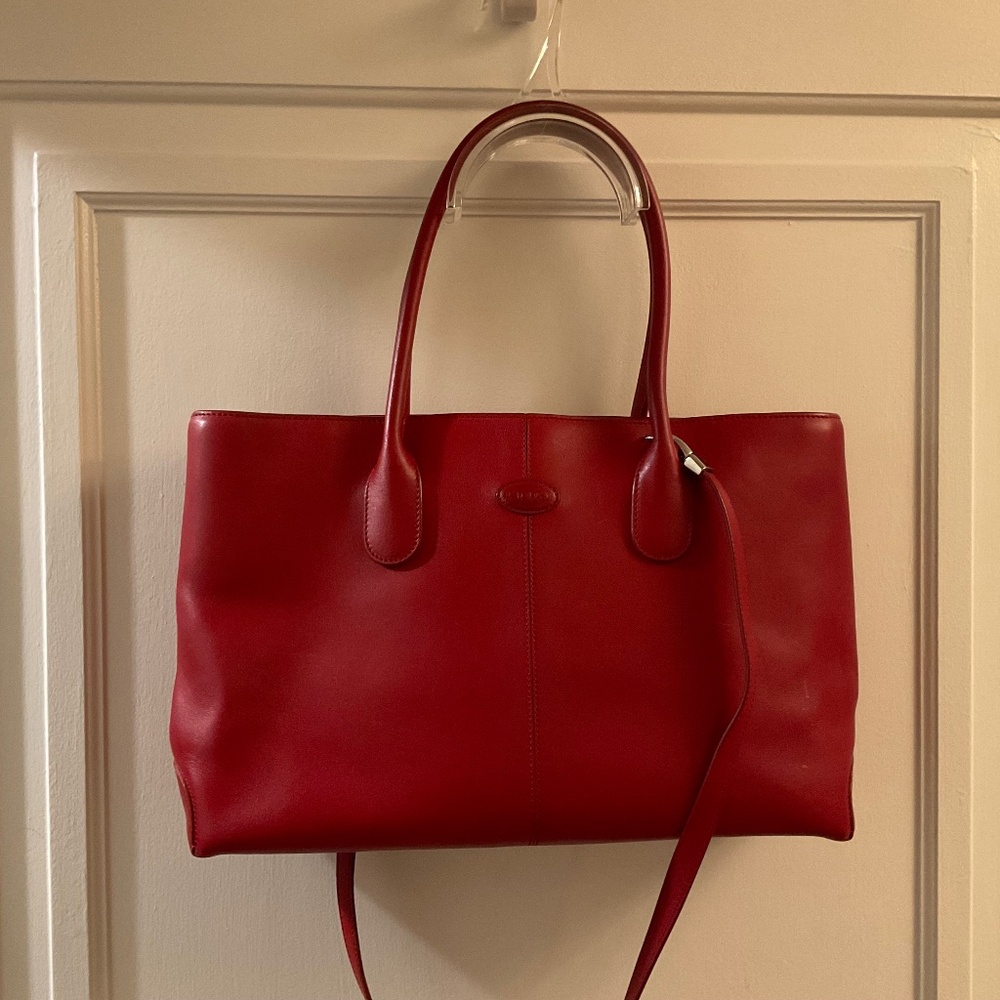 Tod’s red leather bag - Picture 9 of 12